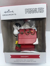 HALLMARK Peanuts Snoopy DOGHOUSE Christmas Ornament New Present