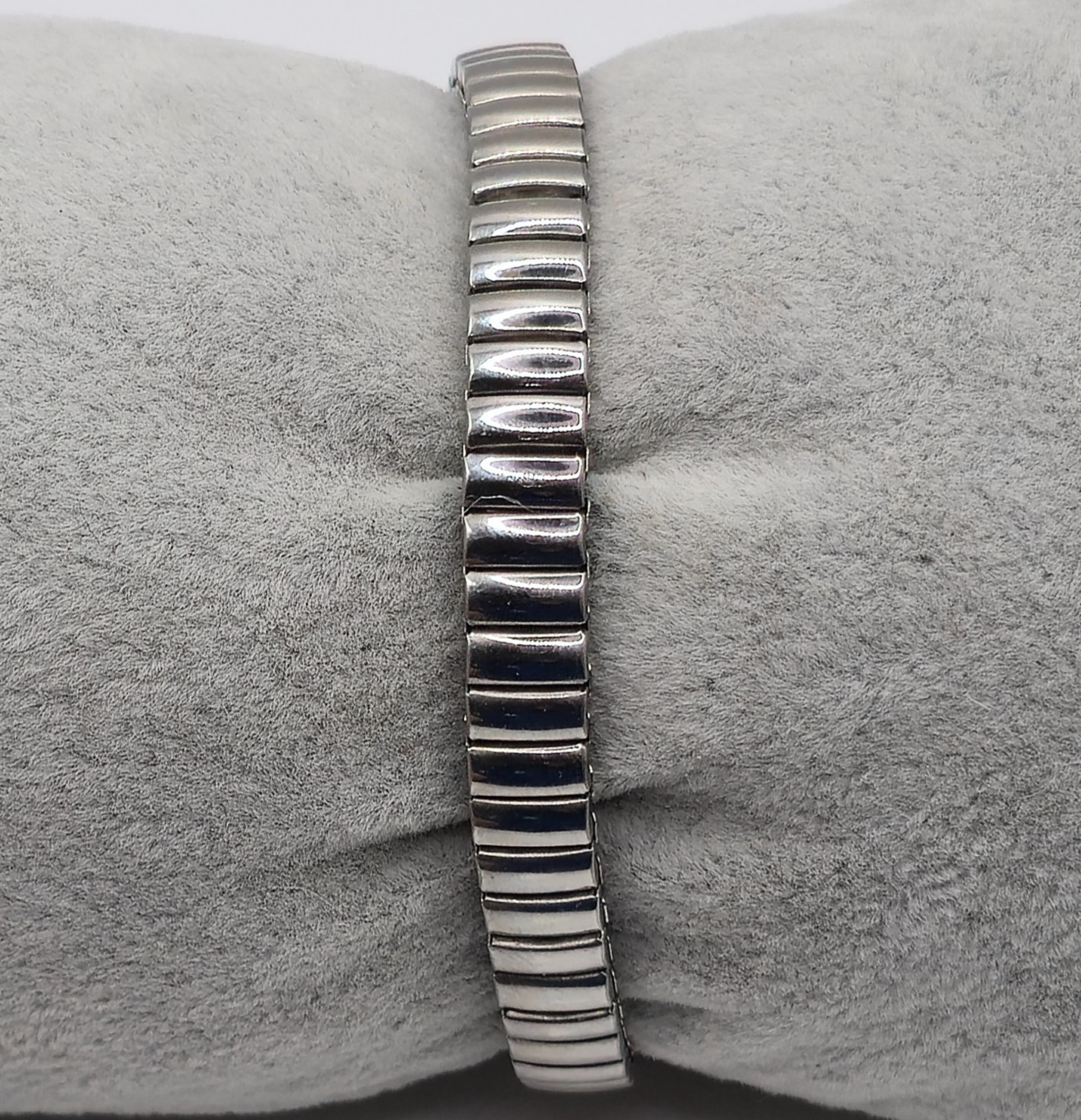 Solitaire Woman’s Interchangeable Bezel Quartz Si… - image 10