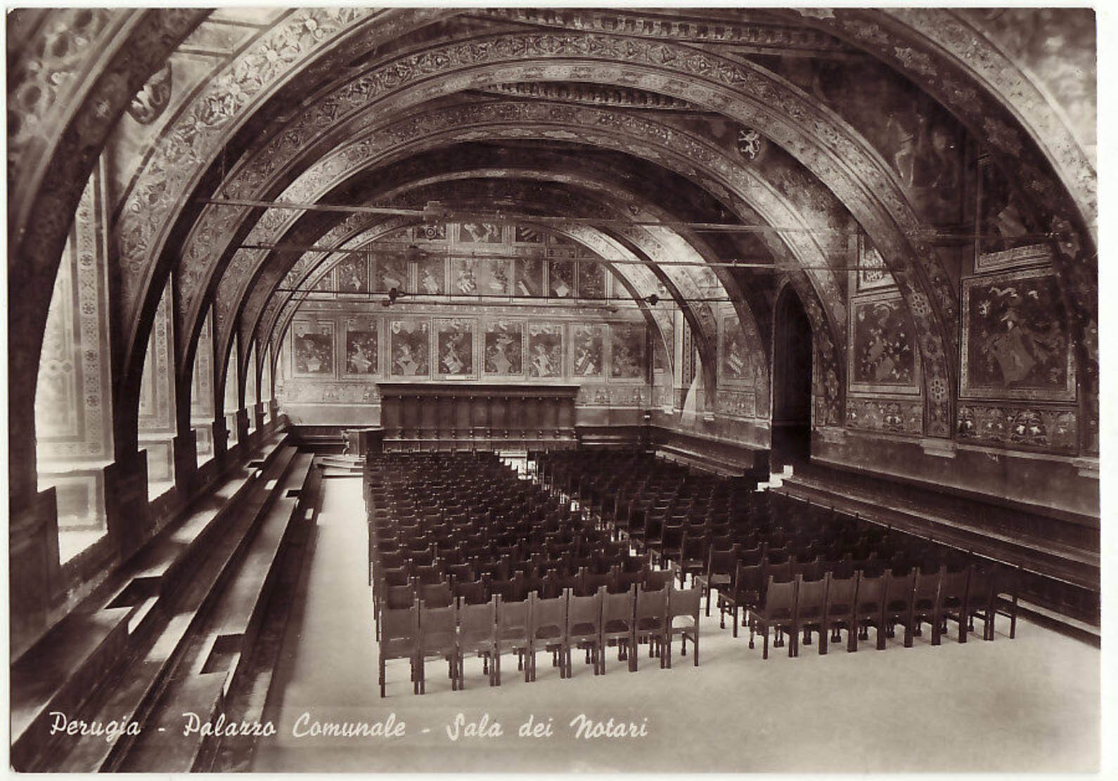 PERUGIA - PALAZZO COMUNALE - SALA DEI NOTARI -18956-