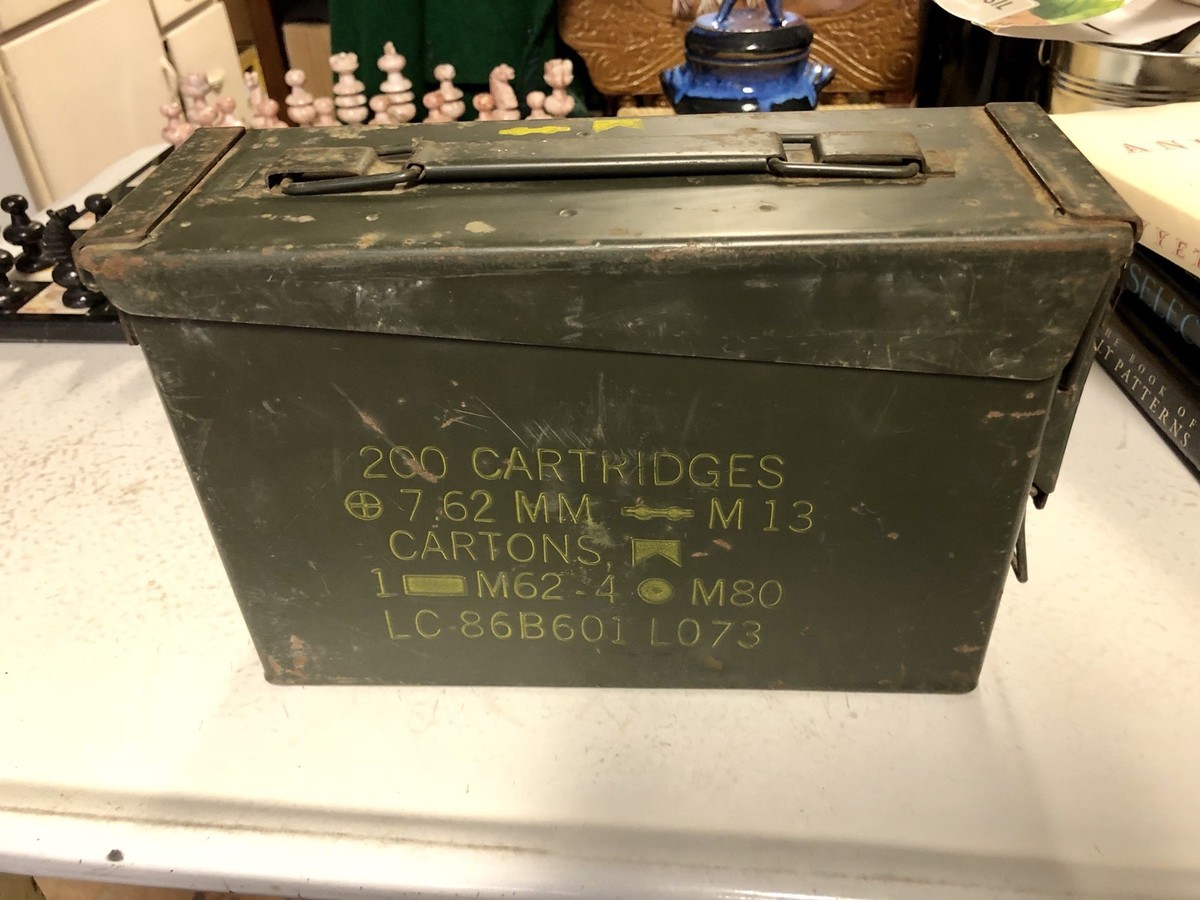 M13 7.62mm弾薬箱 200カートリッジ用 NEW MILITARY AMMO BOX 200 CARTRIDGES 7.62 MM M82 M13 CARTONS