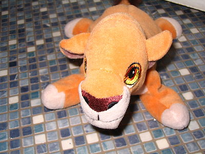 DISNEY STORE KIARA KÖNIG DER LÖWEN II SITZSACK BRANDNEU SEHR SELTEN