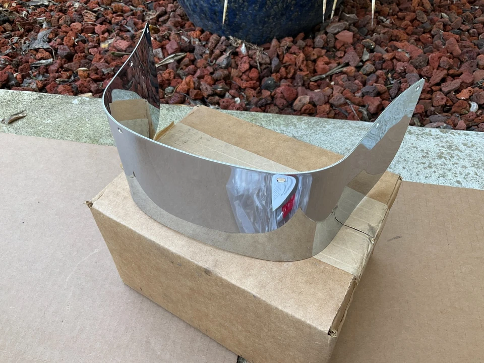 Guardabarros delantero inferior Khrome Werks Harley 1986-04 FLT, FLHT 380094 NOS Foto 2 de 4