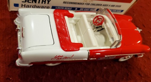 Sentry Hardware 1955 Chevy Convertible 1/25 scale Die Cast Locking Coin Bank - Foto 4 di 9