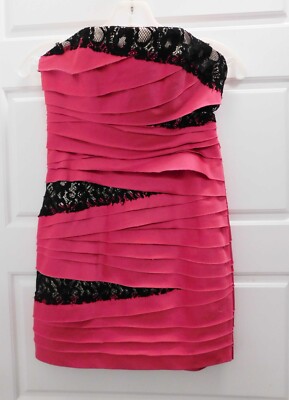 New Bebe Carlita D2 Sleeveless Mini Pink Pleated Black Lace Dress sz XS