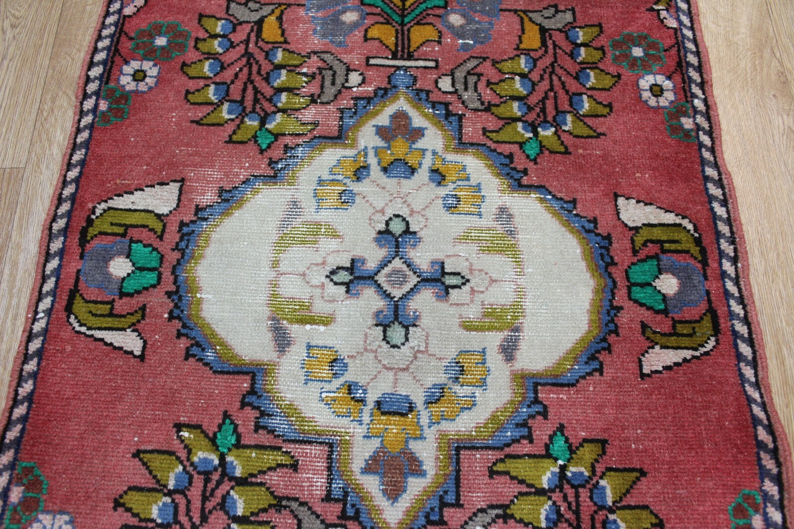 Picture 5 of 9