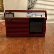 VTG Soundesign Model 2210 BUR Red Radio Color Tunes 1980s Tested - Only AM