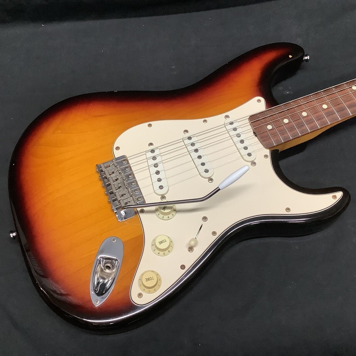 ギター Fender American Vintage 62stratocaster Fender American Vintage '62 Stratocaster 3CS Electric Guitar