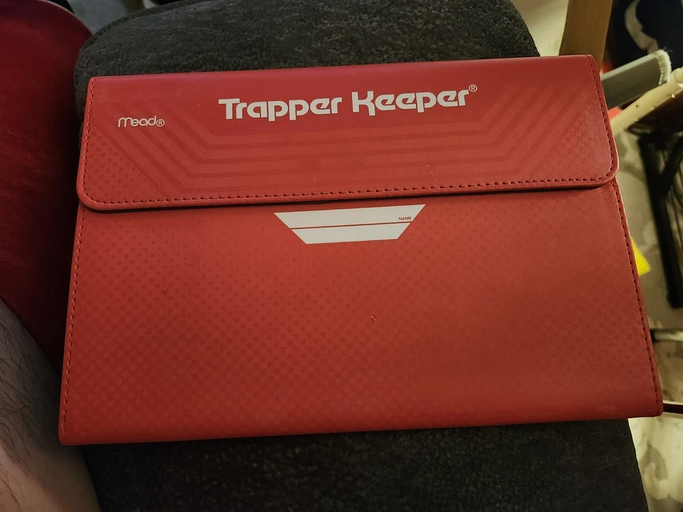Mead Trapper Keeper Red Universal Case For 7" to 8" Tablets - Image 3 of 4