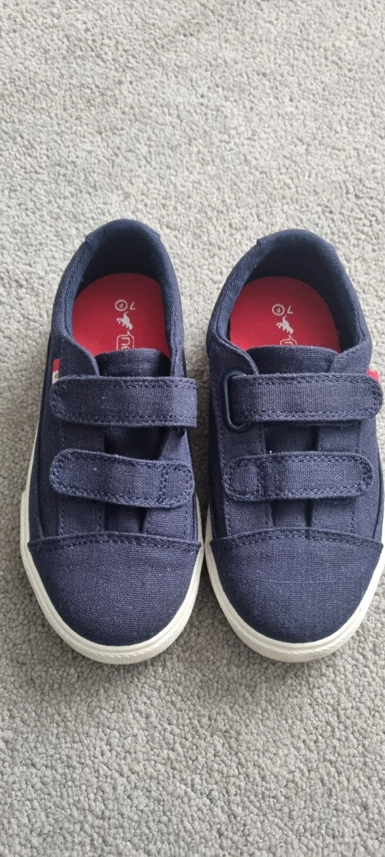 Boys trainers sales size 7