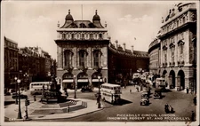 RPPC Piccadilly Circus London Regent Street vintage postcard k969