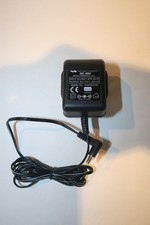 YAESU  NC-88U UK  ORIGINAL CHARGER FOR YAESU FT-60E