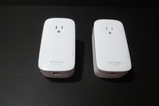 TP-LINK Av1200 Gigabit Passthrough Powerline Kit Pair TL-PA8010P