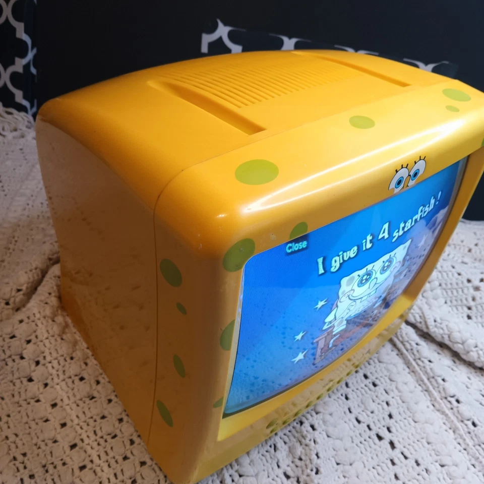 SpongeBob SquarePants 13” TV DVD Viacom 2006 Model SB315 Tray Error Video Games - Image 2 of 4