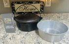 Vintage BLOCK LOGO Griswold Cast Iron #8 Tite Top Dutch Oven Lid & Bail Handle