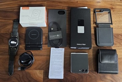 Samsung Galaxy Z Flip 5 + Samsung Gear S2 + Zubehörpaket