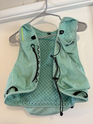 Inov-8 20L Hydration Pack Womens Small Light Green Hiking Vest