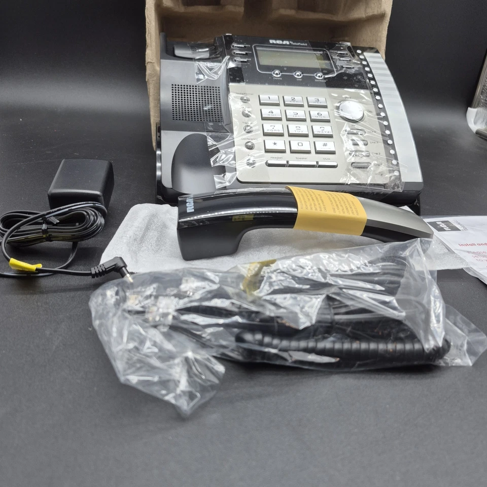 RCA 4 Line Corded Business Expandable Phone Model 25423RE1 NOB !!  - Image 3 of 4
