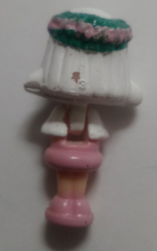 Vintage 1993 BRIDE Nancy's Wedding Chapel Polly Pocket Doll Replacement Part PP7 - Picture 2 of 4