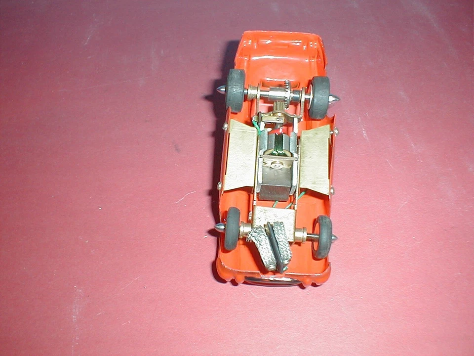 COCHE SLOT STROMBECKER 1/32 VINTAGE JAMES BOND ASTON MARTIN PROBADO Y FUNCIONANDO Foto 4 de 4