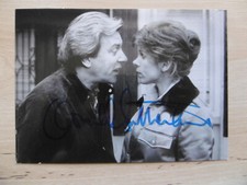 Donald Sutherland "crackers" autograph signed 13x18 cm press picture B/W