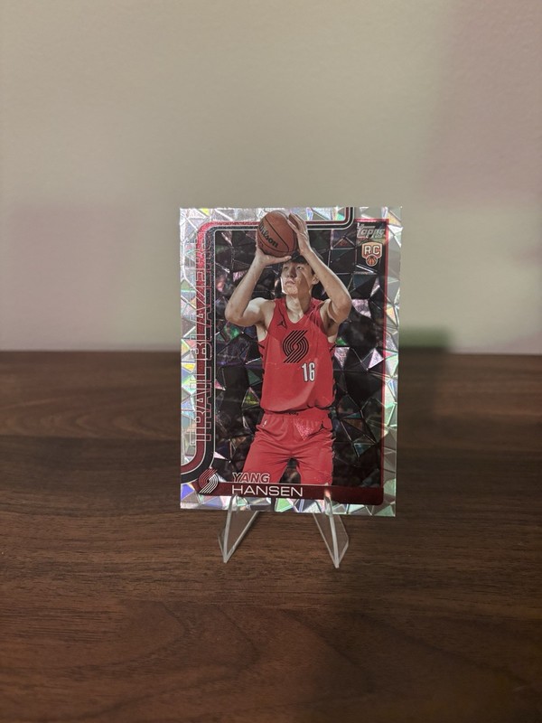 2025-26 Topps - Yang Hansen #216 Diamante (RC)