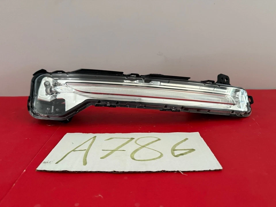 20-2025 LINCOLN CORSAIR PARACHOQUES DELANTERO IZQUIERDO Y DERECHO INTERMITENTE LUZ LÁMPARA OEM 786 Foto 4 de 4