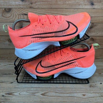 Nike Turnschuhe Herren Größe UK 8,5 Air Zoom Tempo Next% Flyknit Mango Laufschuhe