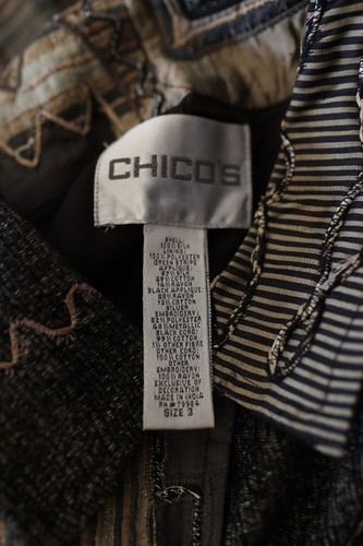 Chicos Women's Silk Textured Embroidered Maximalist Patchwork Jacket Size 3 - Picture 4 of 12