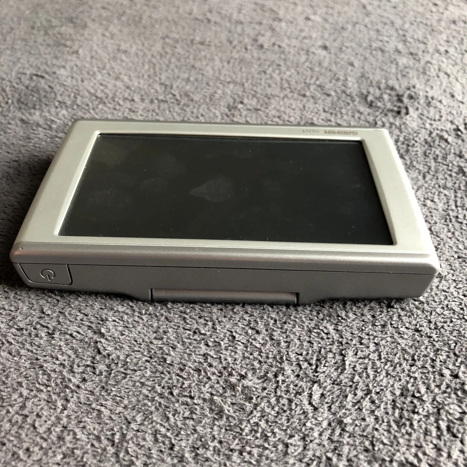 Garmin Nuvi 660 NA GPS Car Nagivation System Bundle - NO TOUCH - Image 4 of 4