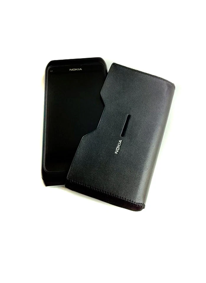 Custodia per Nokia E7 nera CP-520 - Immagine 2 di 2