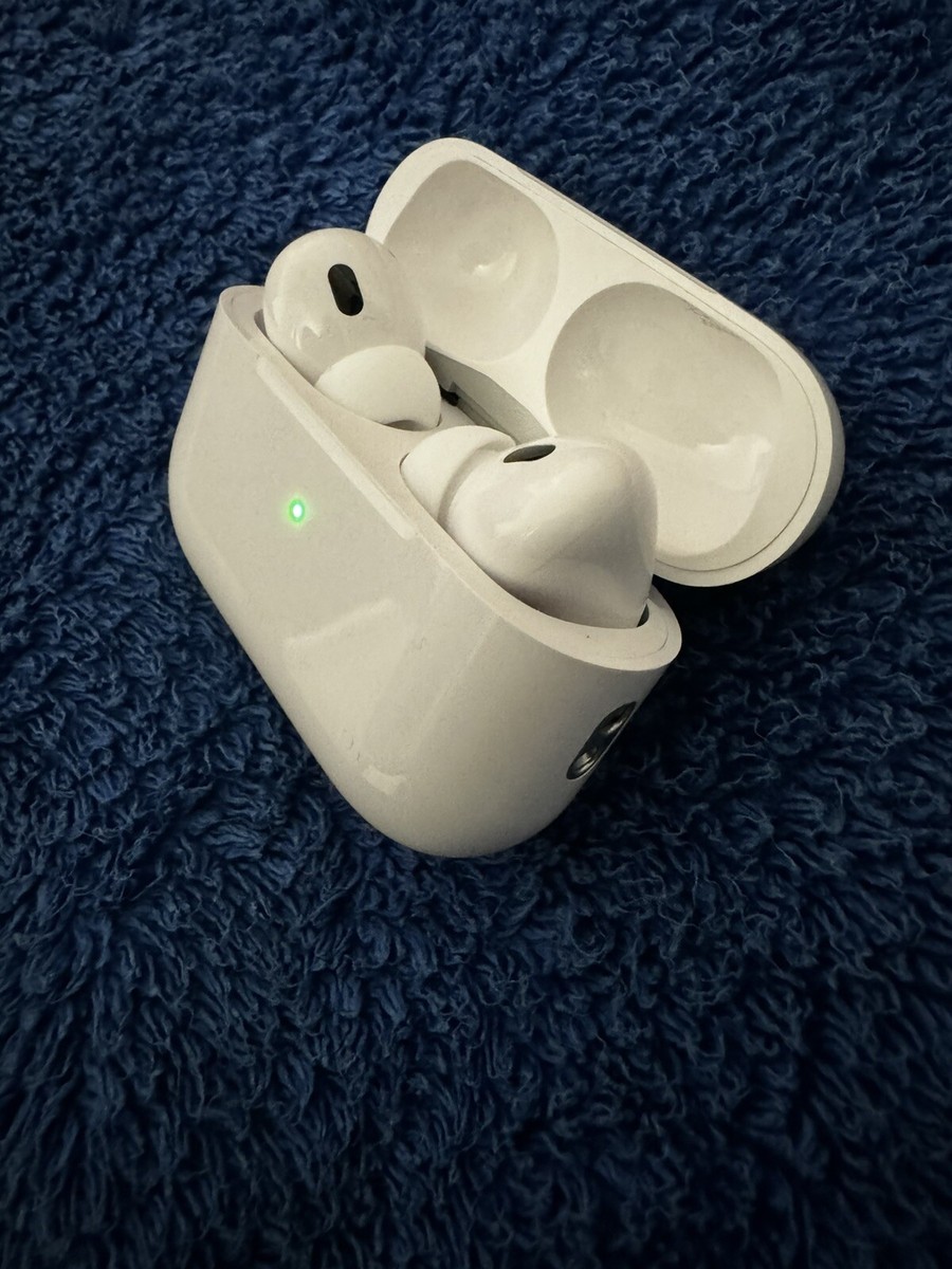 Apple AirPods Pro (2nd Generation) USB-C 2023 With MagSafe