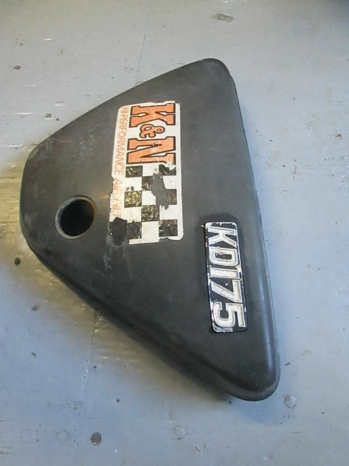 OEM KAWASAKI CUBIERTA LATERAL IZQUIERDA TANQUE DE ACEITE 1976 - 1979 KD175 / KE175 36001-1051 Foto 4 de 4