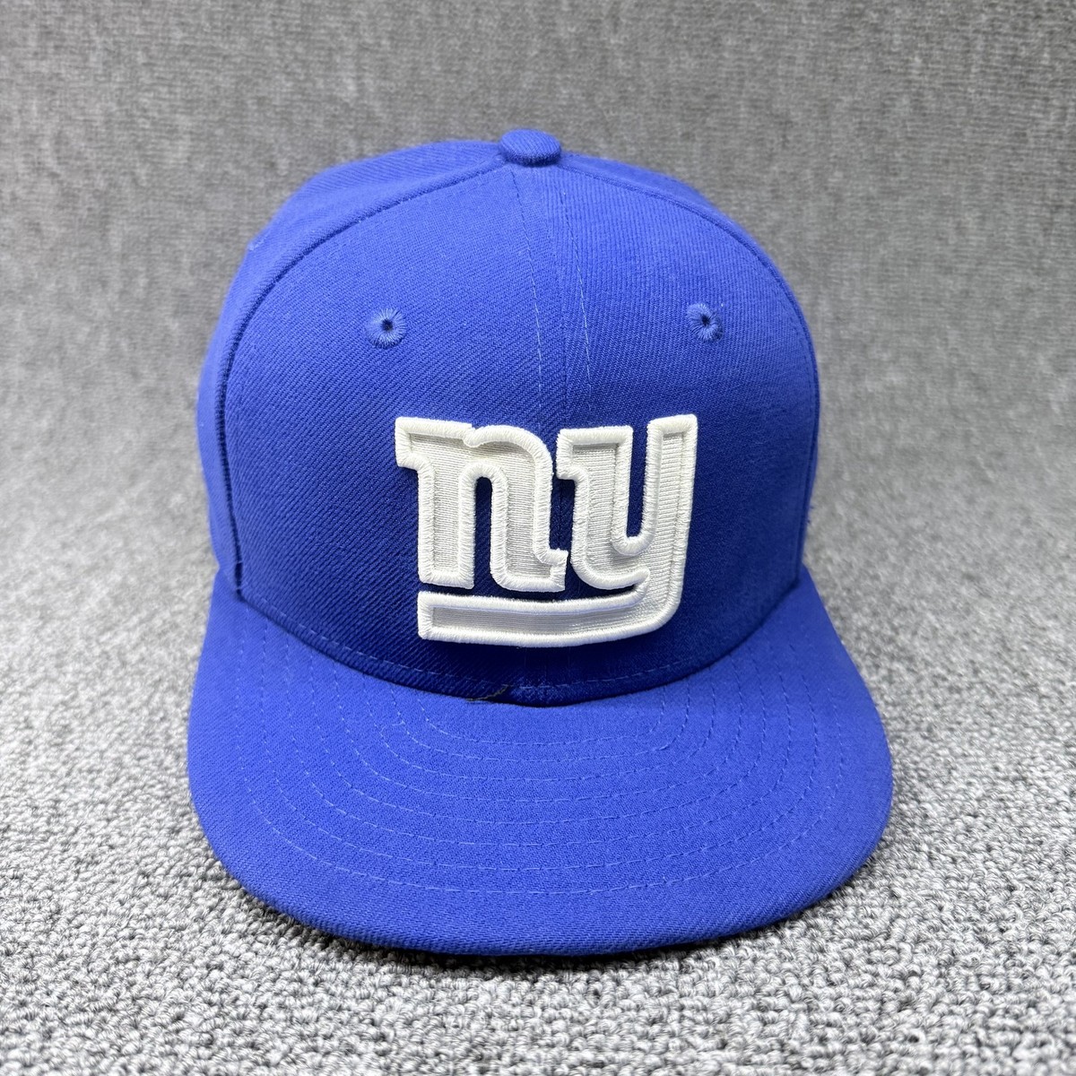 New Era 59FIFTY New York Giants NFL Youth Fitted Hat Size 6 3/8 Blue Flat Brim