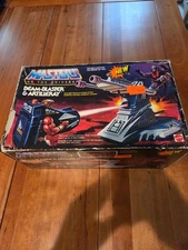 Vintage Masters of the Universe Beam Blaster & Artilleray set, in original box!