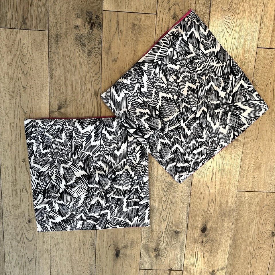 Ikea Gulort Owl Pillow Covers (2) Pink Black 20" x 20" Zip Closure Modern Artsy - Image 2 of 3