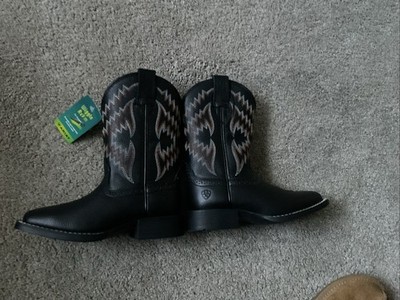 Ariat Girl Boots Size 10.5 Months Pattern Zig-Zag