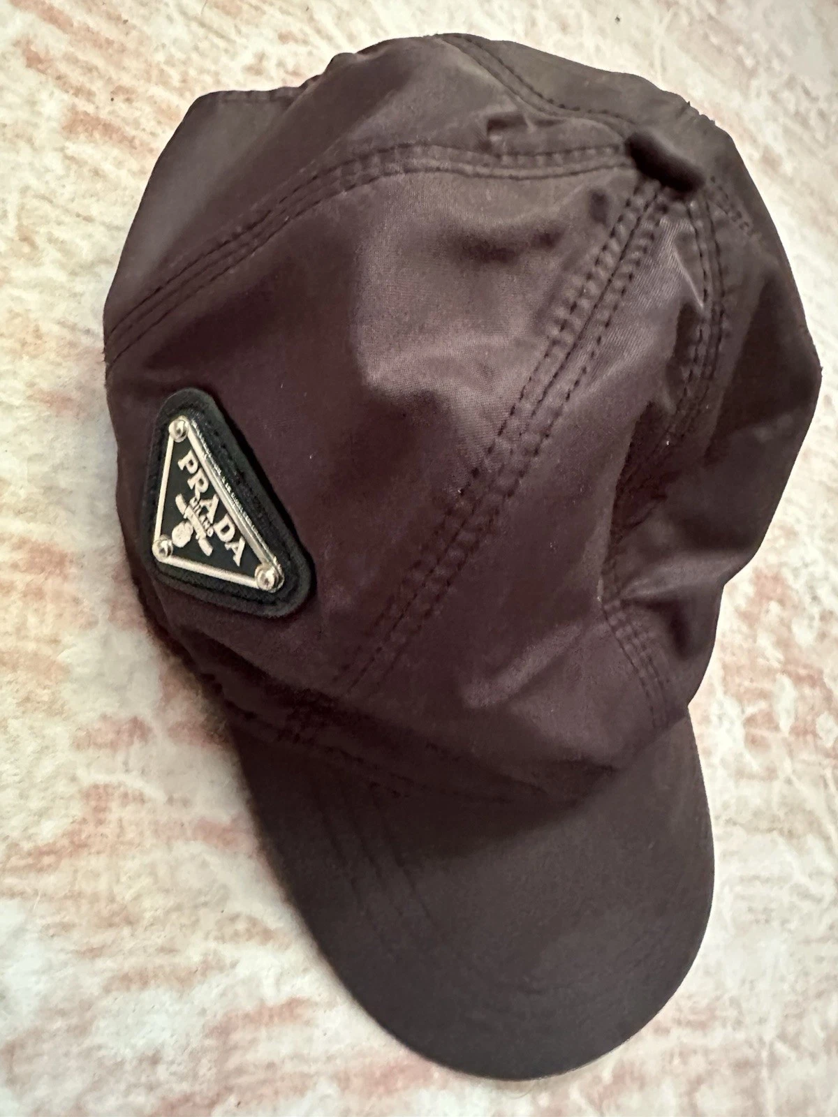 Designer Style Nylon Baseball Cap with Prada Logo Plaque – Pre-Owned – As Is