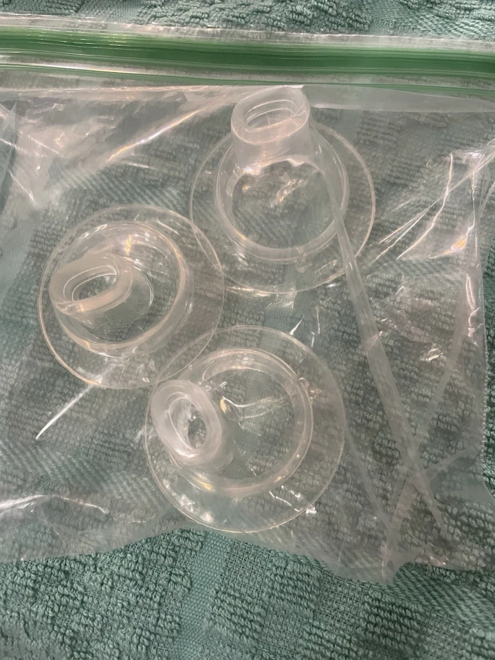 Lote 6 caños de repuesto NUK silicona transparente/opaca 6+ meses. NUEVO. Foto 4 de 4