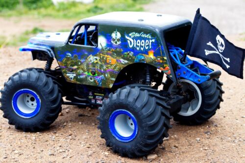 Oversteer Hobbies-Losi BIG LMT Snap-In Pirate Flag Kit- Durable, Flexible, Scale - Picture 2 of 24