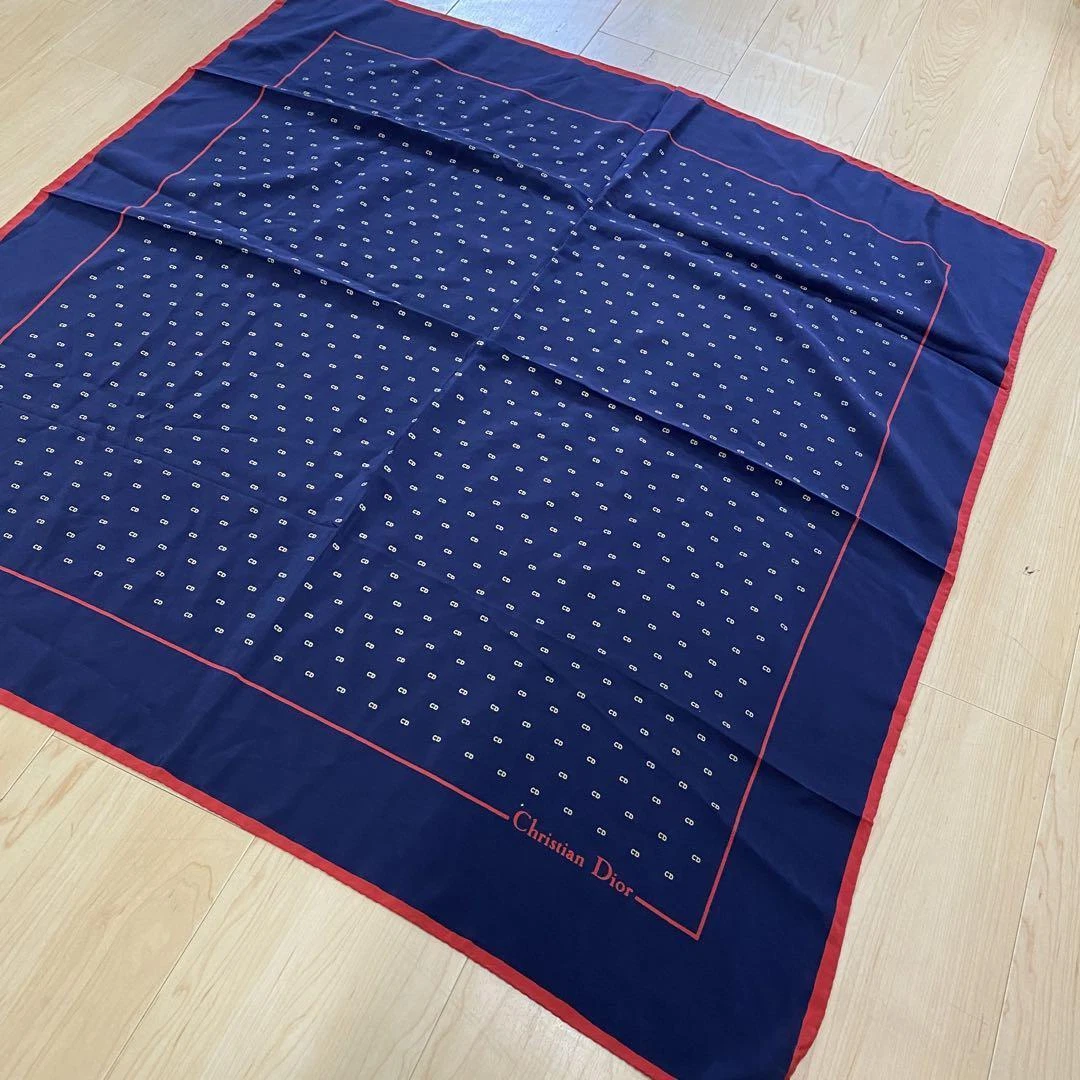 Christian Dior grande écharpe 85 cm 33