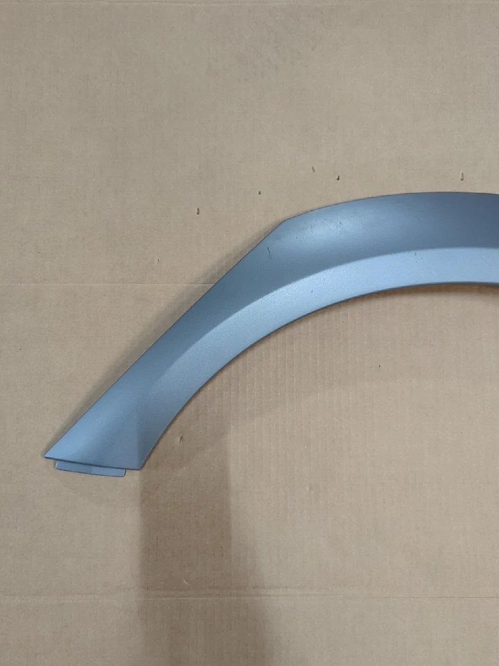 2013-2016 Audi A4 ALLROAD Rear Left Gray Wheel Arch Fender Trim OEM 8K9853817A - Image 2 of 4