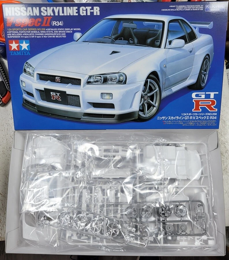 待望☆】 タミヤ 24 スポーツカーシリーズ ニッサン スカイライン GT-R Vスペック R34 24210 返品種別B 