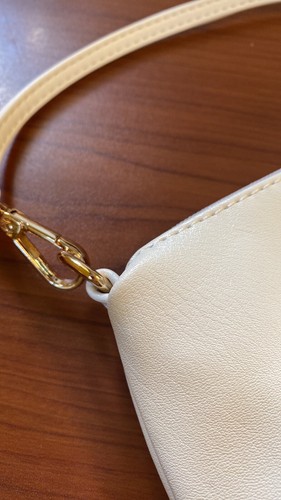 White Pleather Purse - Picture 3 of 4
