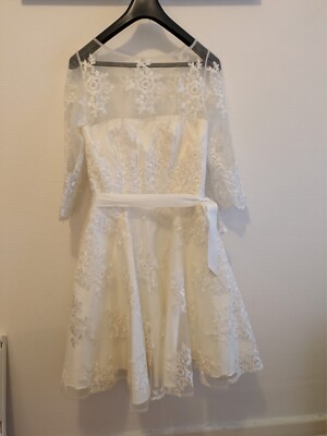 Schnäppchen! Traumhaftes Kleid von APART Gr. 42 NEU