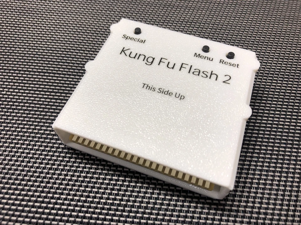 Kung Fu Flash 2 KFF V2.01 Cartridge für Commodore 64/128