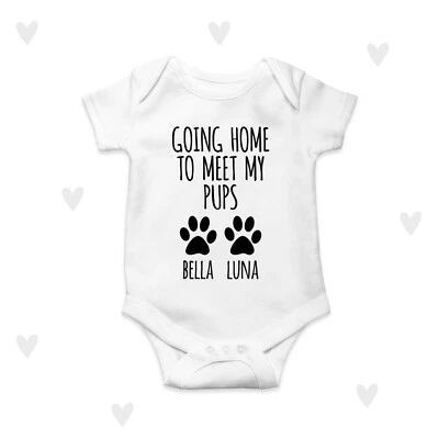 LOVE U LOTS GIFTS Meet My Dogs Baby Grow personalisiertes Coming Home Outfit niedliche Geschenke für Neugeborene