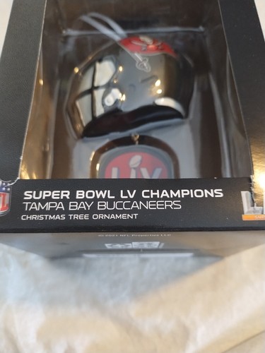 Hallmark Helmet Ornaments Tampa Bay Buccaneers Super Bowl LIV Champs Tom Brady - Picture 2 of 6