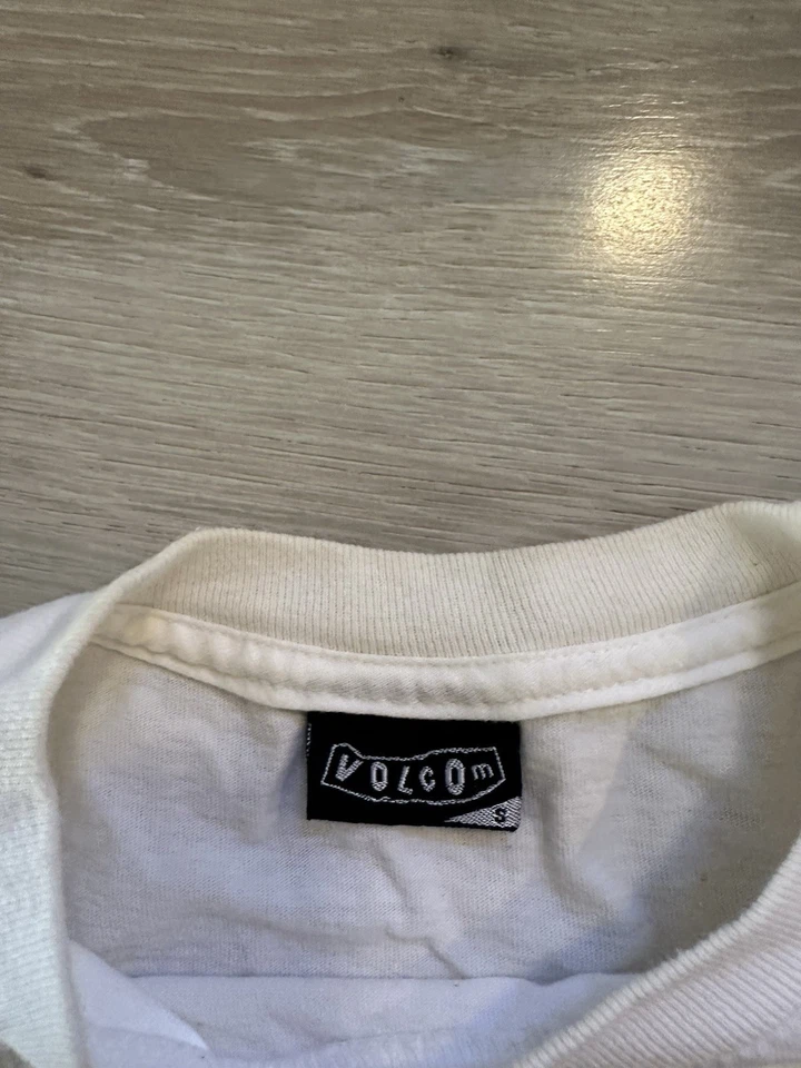 Volcom White Short Sleeve T Graphic - Image 4 of 4