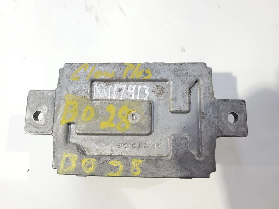 2013 2014 2015 2016 GMC Sierra 2500 OEM Glow Plug Module 12650593  - Image 3 of 4