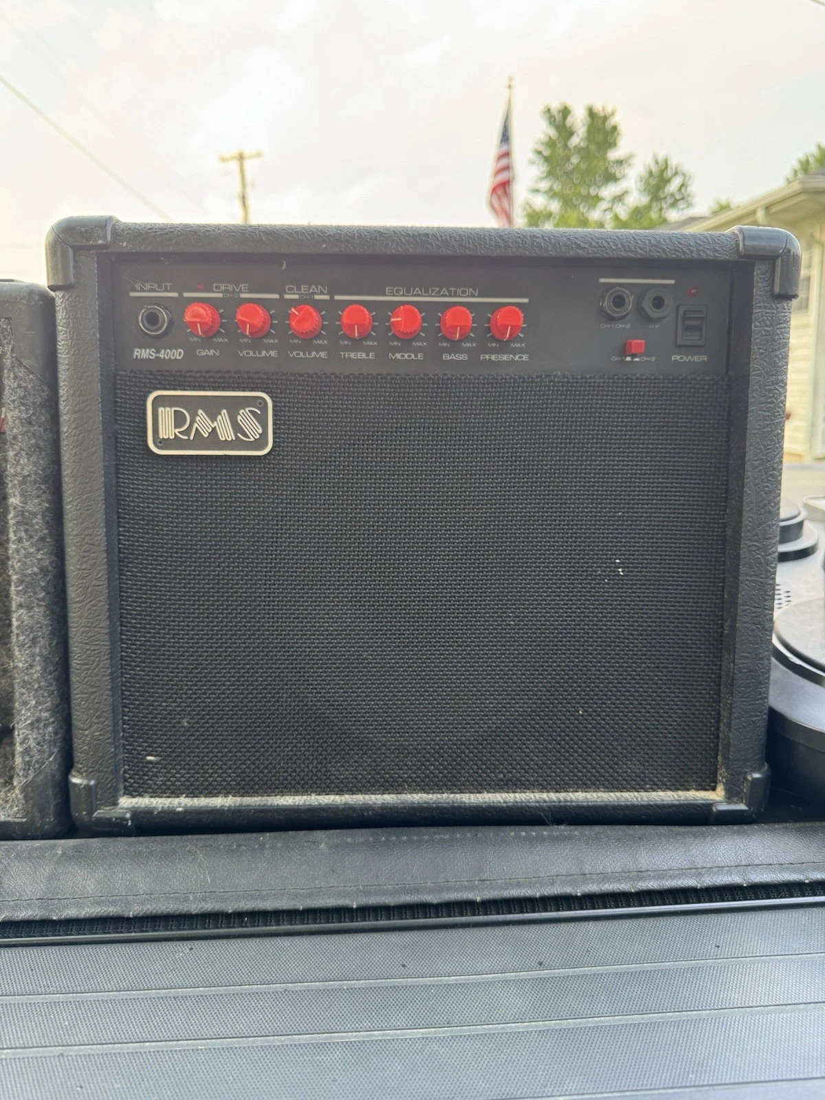 Picture 1 of 1